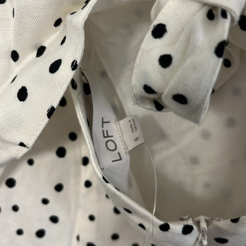 LOFT Polka Dot Puff Sleeve Dress– Size 6 - Picture 3 of 7